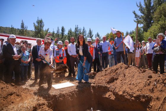 Gobierno da el vamos a construcción del embalse Zapallar que permitirá el  riego de 10 mil hectáreas agrícolas en la región de Ñuble